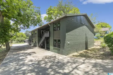 Renovated Apartment Building Near Entertainment