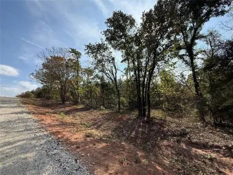 Acreage Lot in Noble, OK