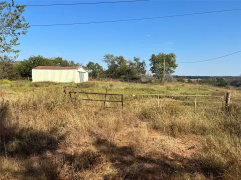 100 Acres in Meridian, Oklahoma
