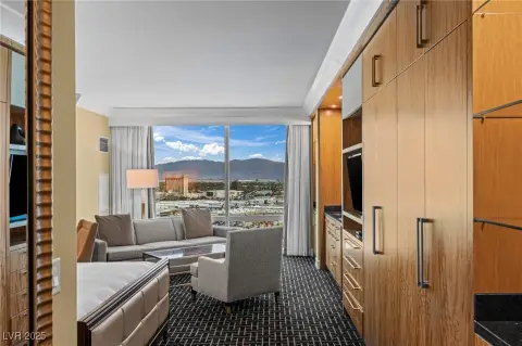 Las Vegas Studio Suite
