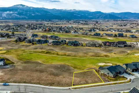 Residential Land with Mountain Views
