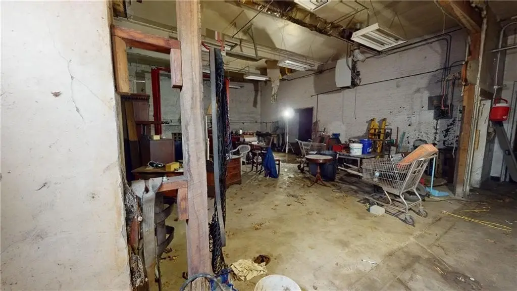 Picture 30