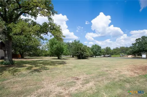 Buda, TX Corner Lot