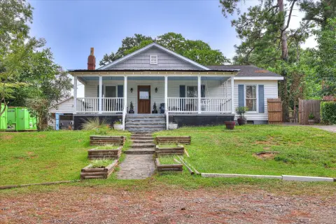 Three-Unit Triplex with Detached Garage