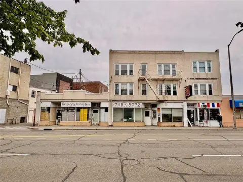 Mixed-Use Building in Endicott, NY