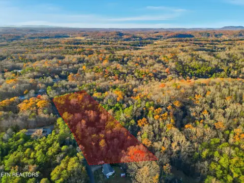 Private Acres in South Knoxville