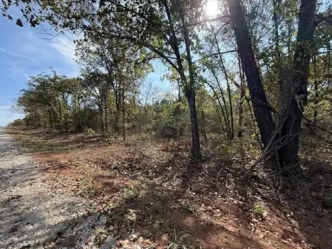 Acreage Lot in Noble, OK