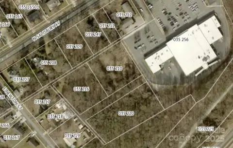 Land in Spencer, North Carolina