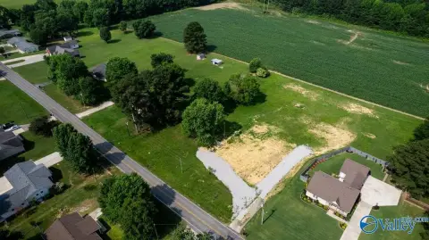 Residential Land in Athens, AL
