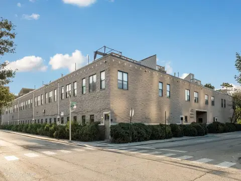Corner Live-Work Loft