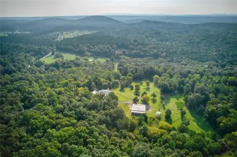 Farmhouse Ranch on 19 Acres