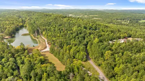 6 Acres of Serene Land