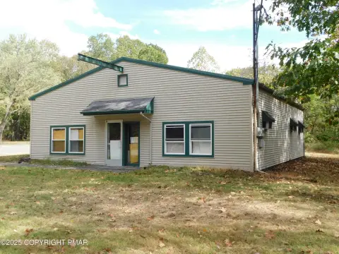 East Stroudsburg Commercial Building For Sale