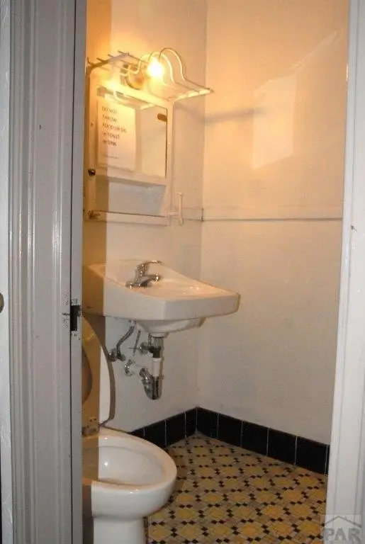 Picture 36