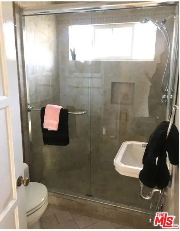 Picture 48