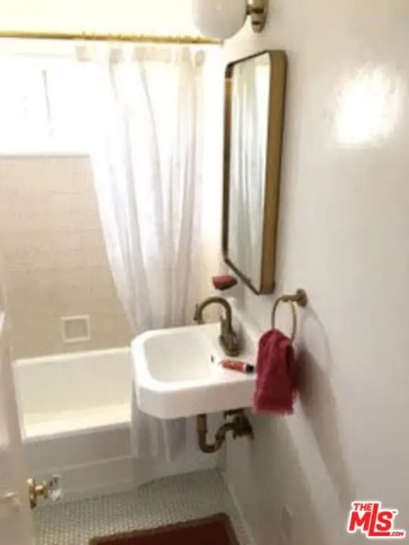 Picture 25