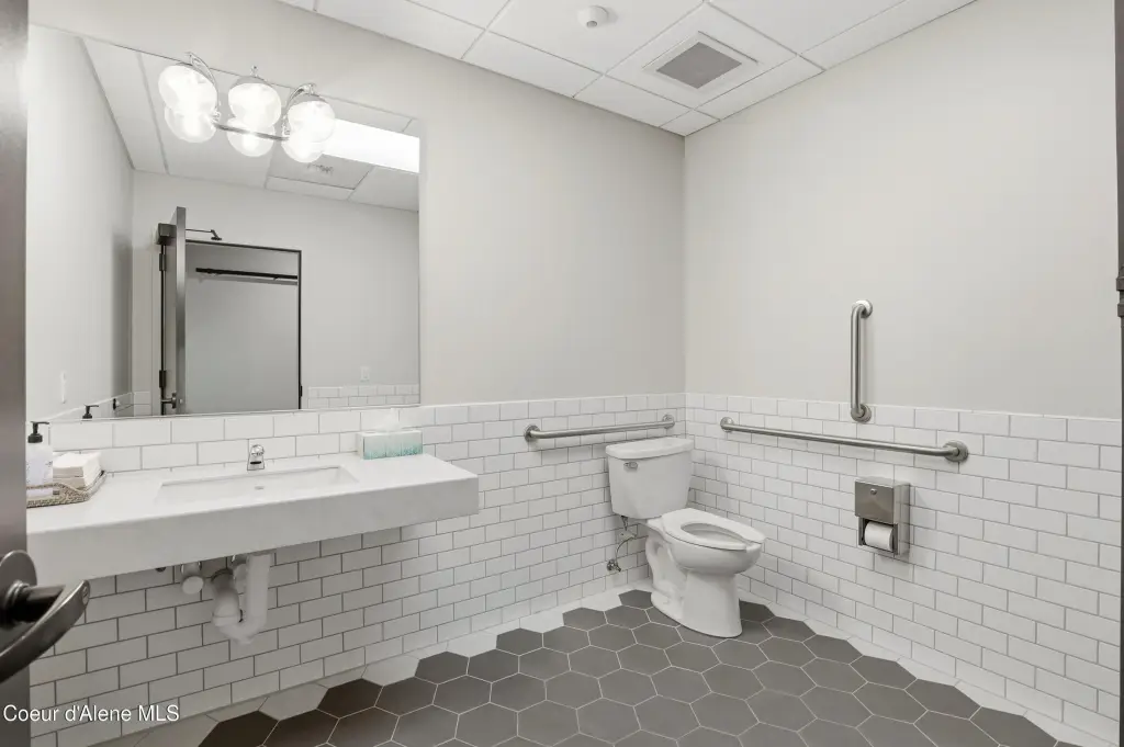 Picture 33
