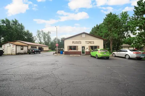 Highway Retail Opportunity on 1.09 Acres