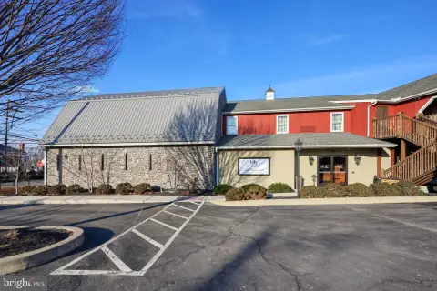 Turn-Key Restaurant Space in Intercourse