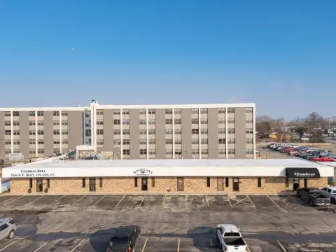 Five-Suite Office Building