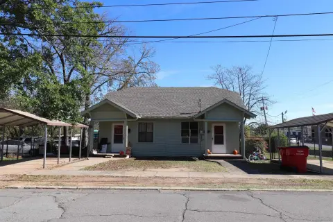 Charming Duplex in Morrilton, Arkansas