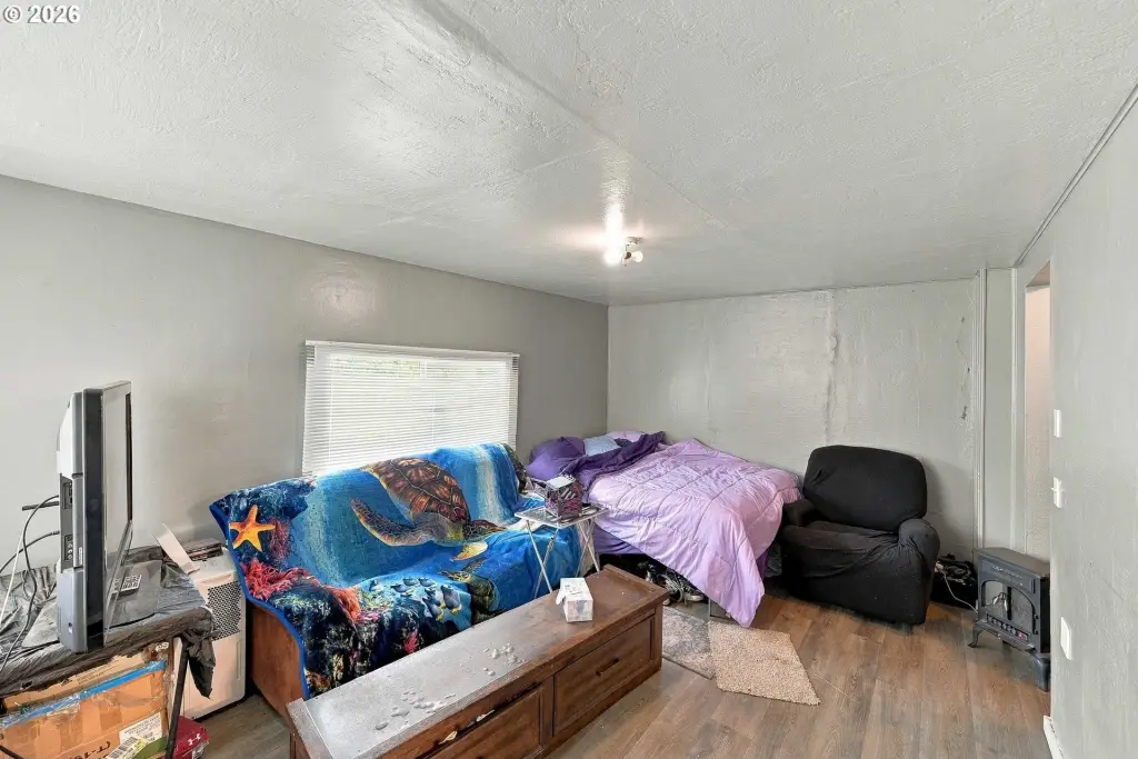 Picture 7