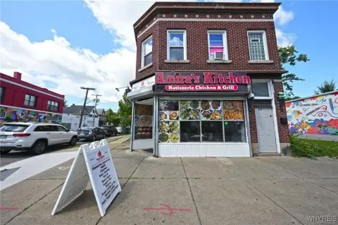 Renovated Mixed-Use Building in Riverside