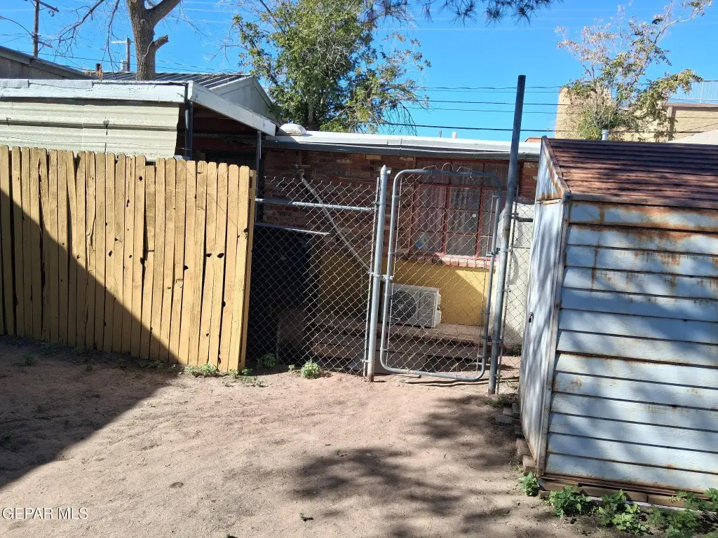Picture 4