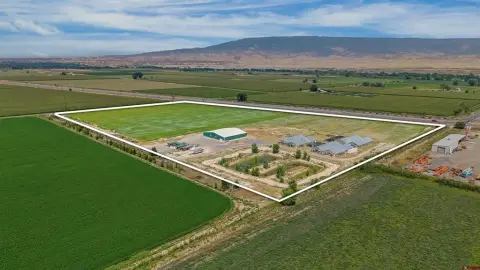 Manufacturing Facility with Greenhouses