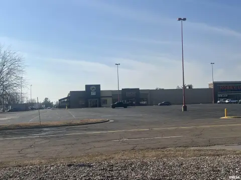 Commercial Land in Clinton, Iowa