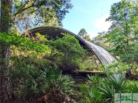 Secluded Land with Steel Structure