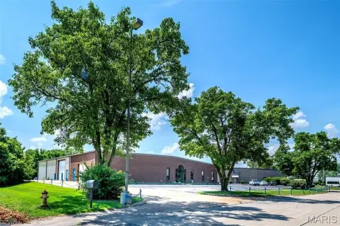 Chesterfield Flex Space Available