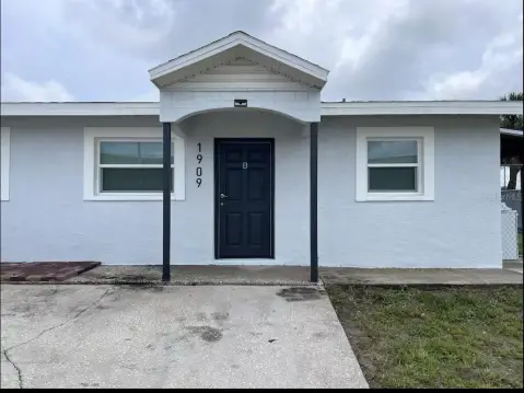 Tampa Duplex Zoned Commercial