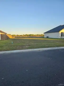 Residential Lot in Pecan Cove