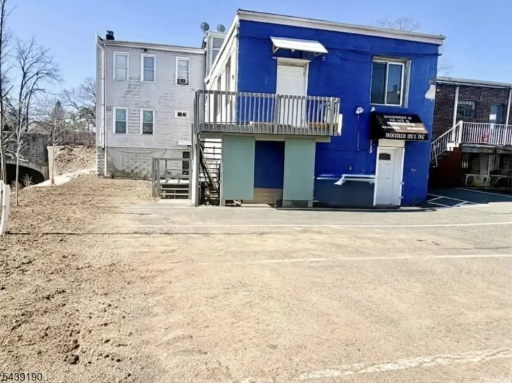 Picture 33