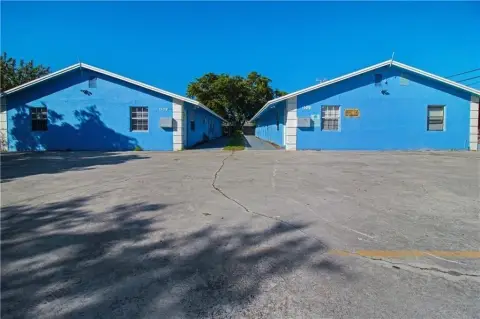 Income Producing Fourplex in Pompano