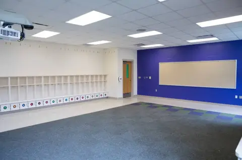 Versatile Commercial Building Near Truman Lake