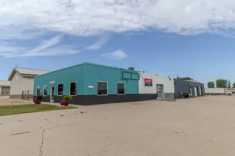 Flexible Commercial Space with Storage