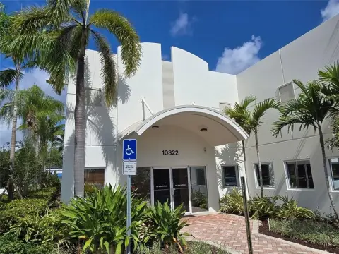 Sunrise Industrial Park Corner Unit