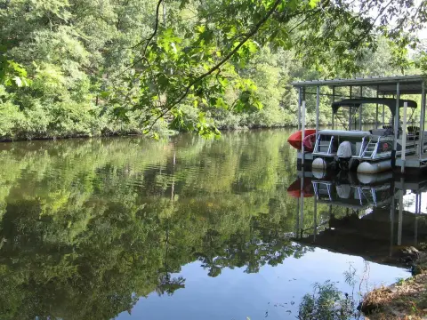 Lakefront Lot in Hot Springs