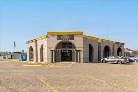 Versatile Commercial Property in Palmview