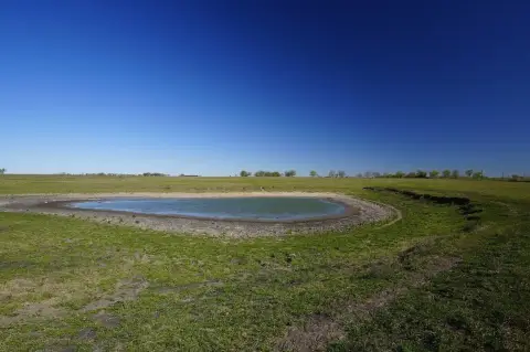 6.198 Acres Near Schulenburg