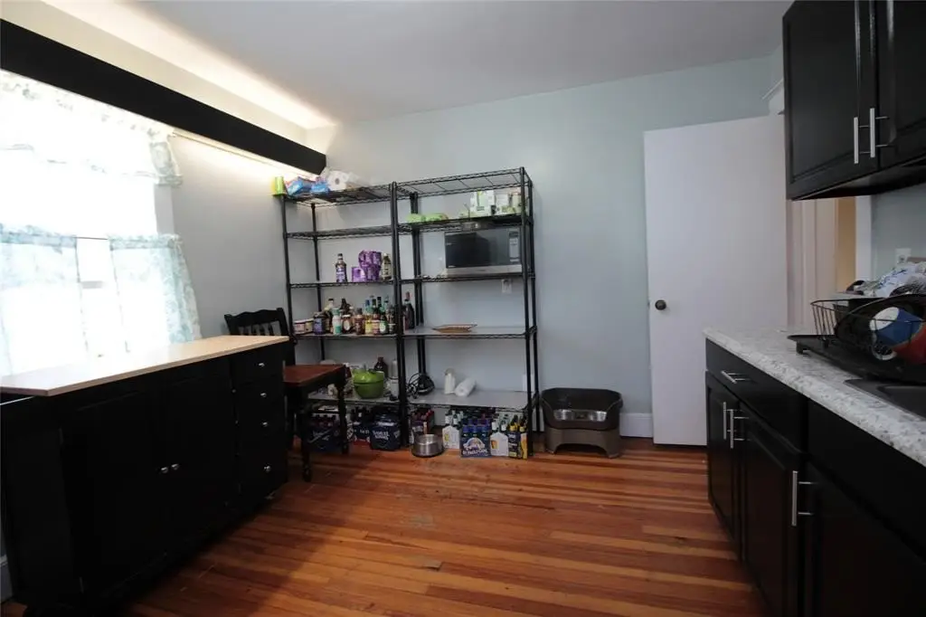 Picture 11