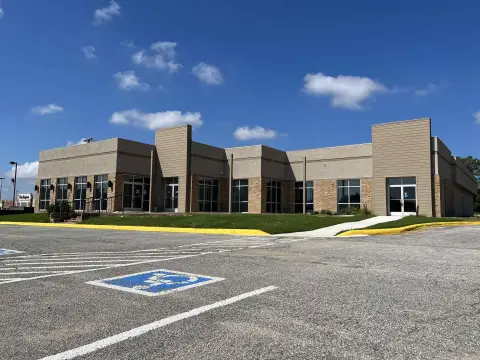 Jonesboro Retail Building and Land