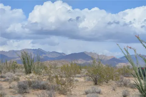 Land in Yucca, Arizona