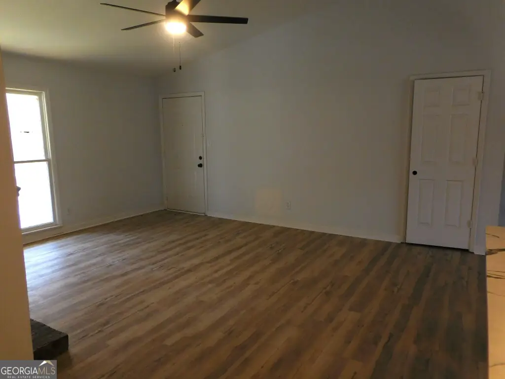 Picture 4