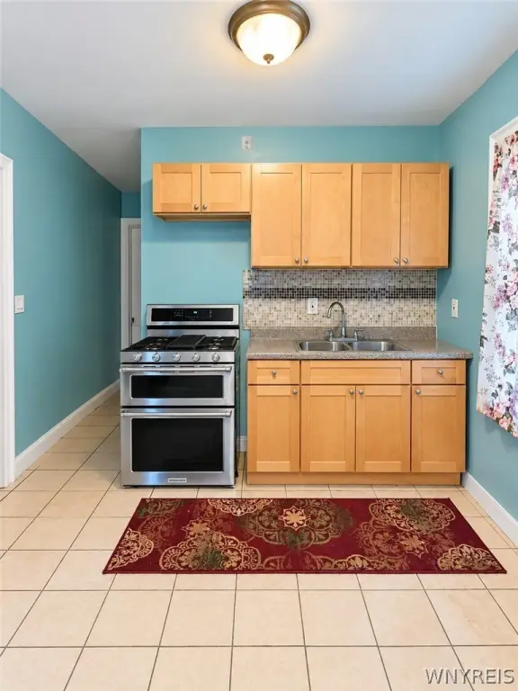 Picture 19