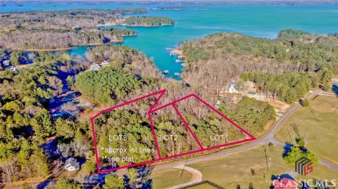 Lakefront Buildable Lot in Hartwell