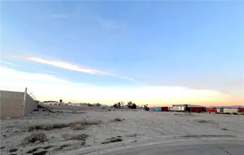 Commercial Land Parcel in Mohave