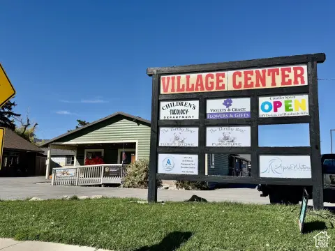 Ten-Unit Shopping Center